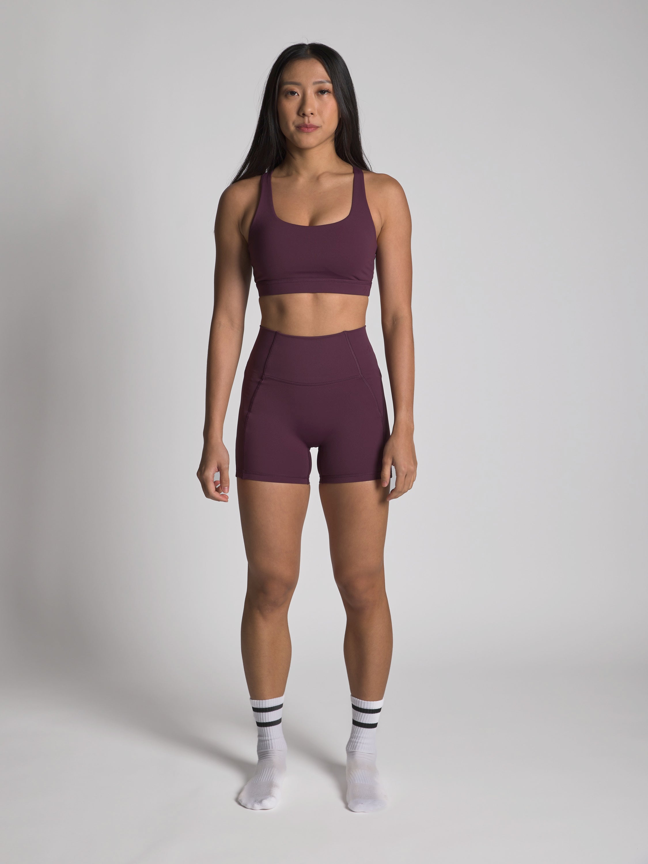 Apex 4" Pocket Shorts - KYDRA #color_Acai