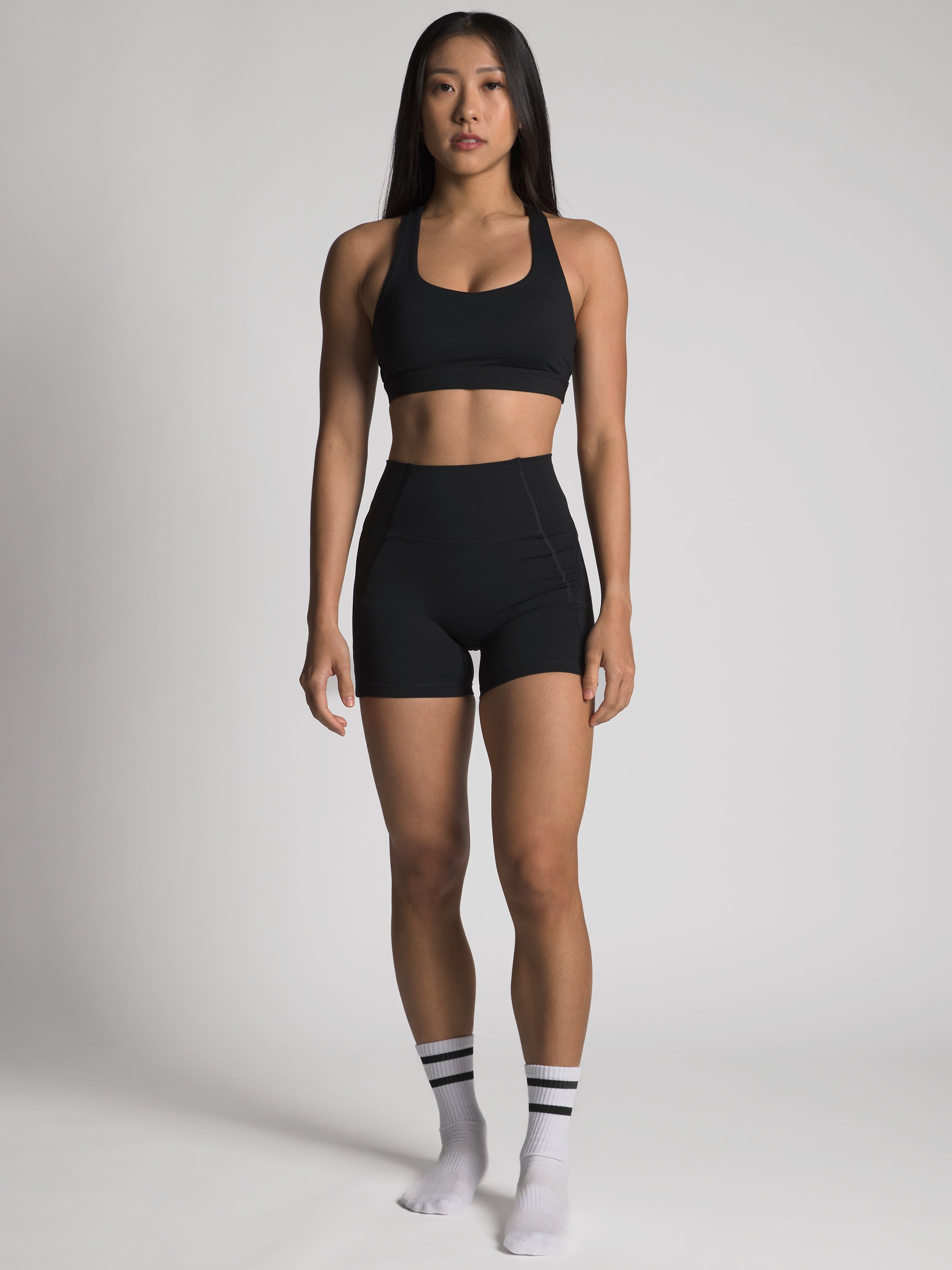 Apex 4" Pocket Shorts - KYDRA #color_Black