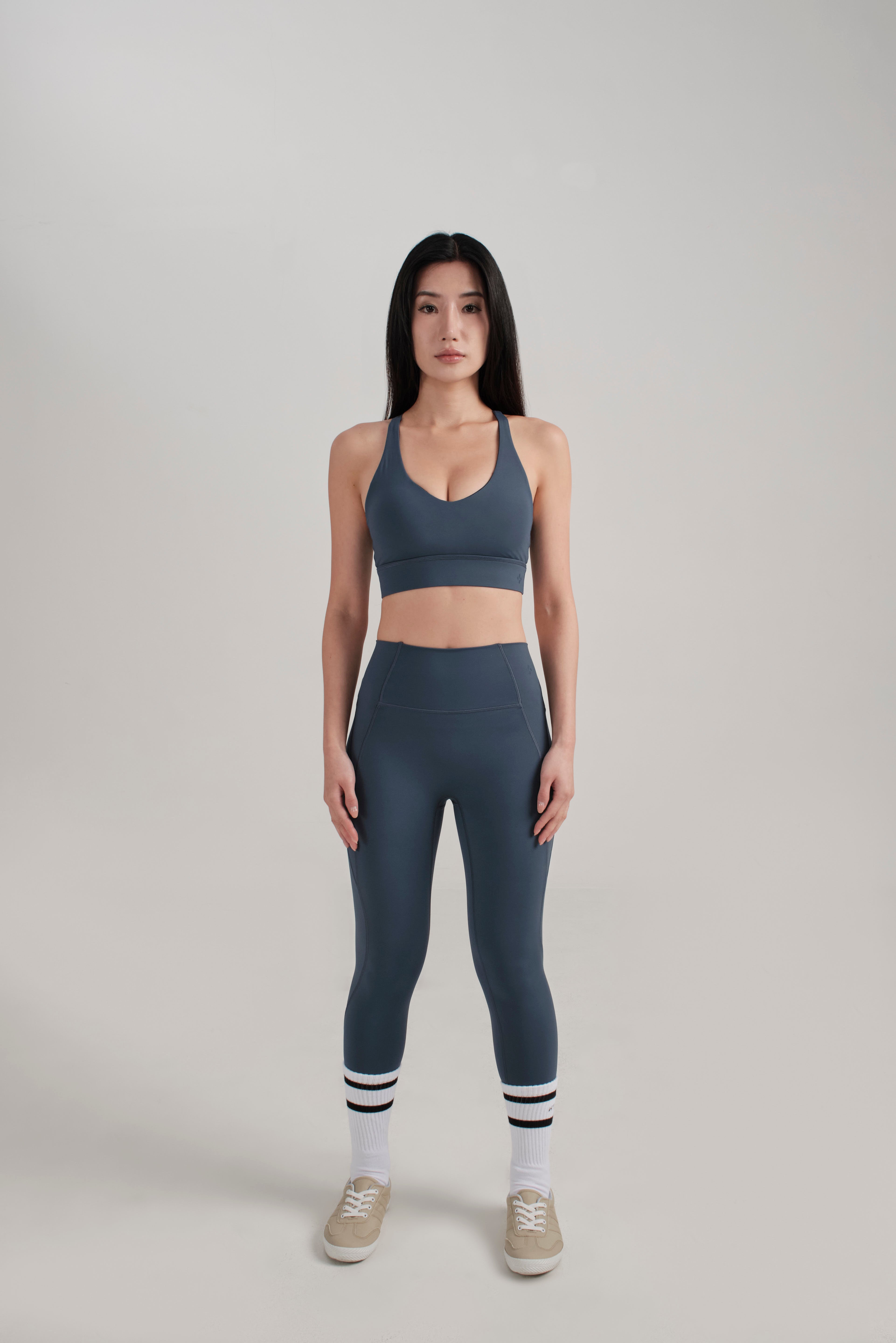 Apex Pocket Leggings - KYDRA #color_Obsidian Pine