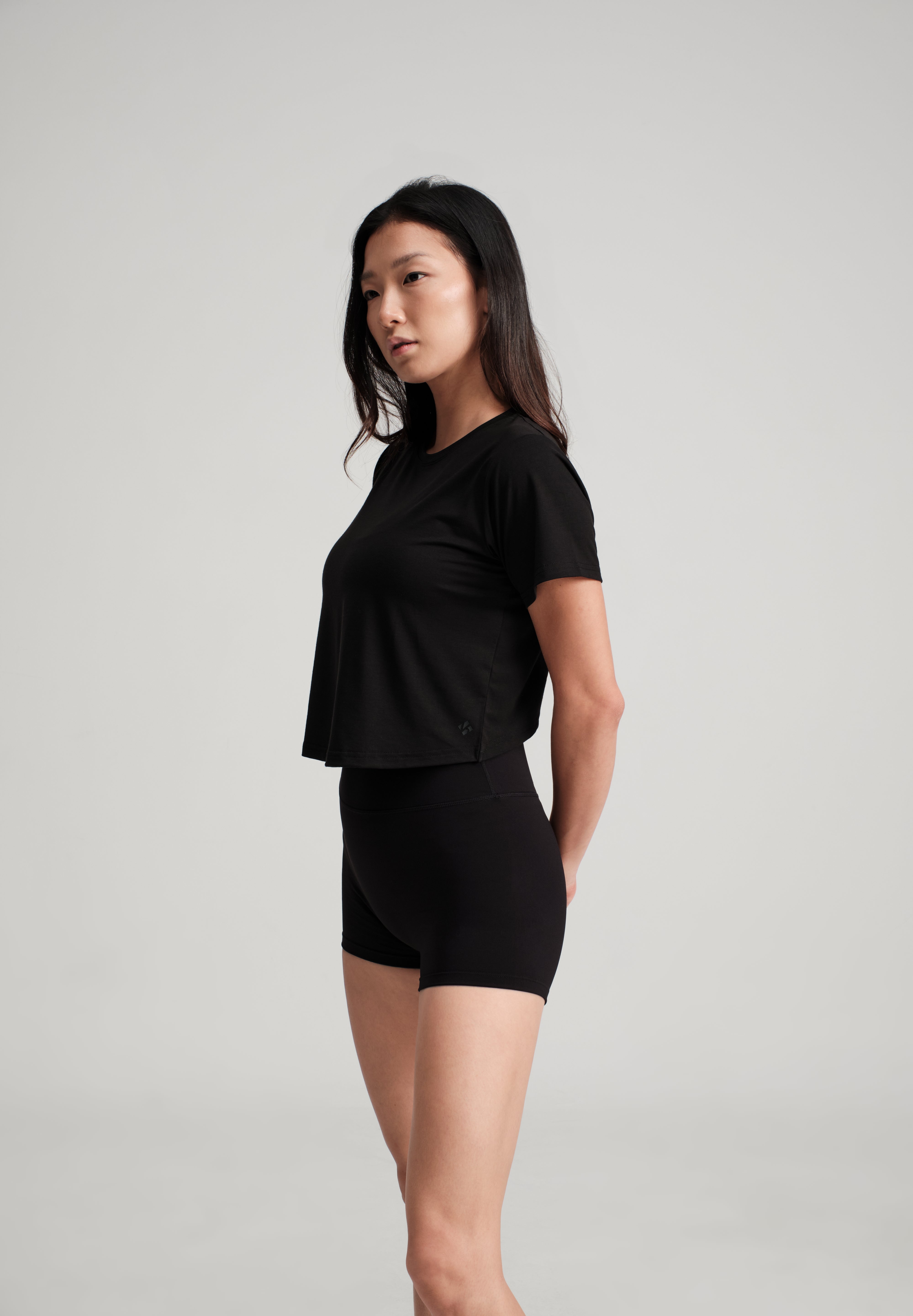 Cross Back Tee - KYDRA #color_Black