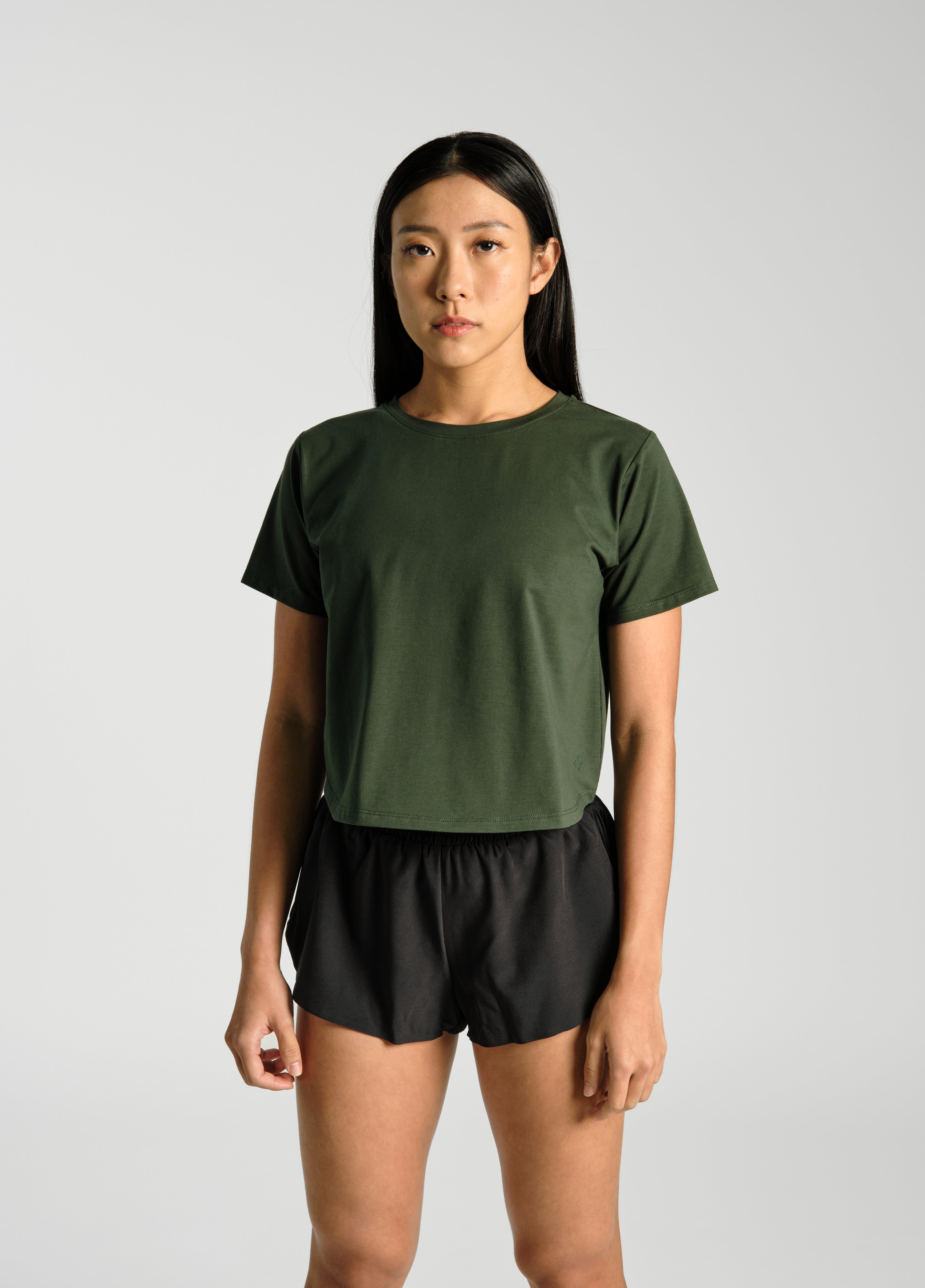 Crossback_Tee_Black_PDP - KYDRA #color_Forest