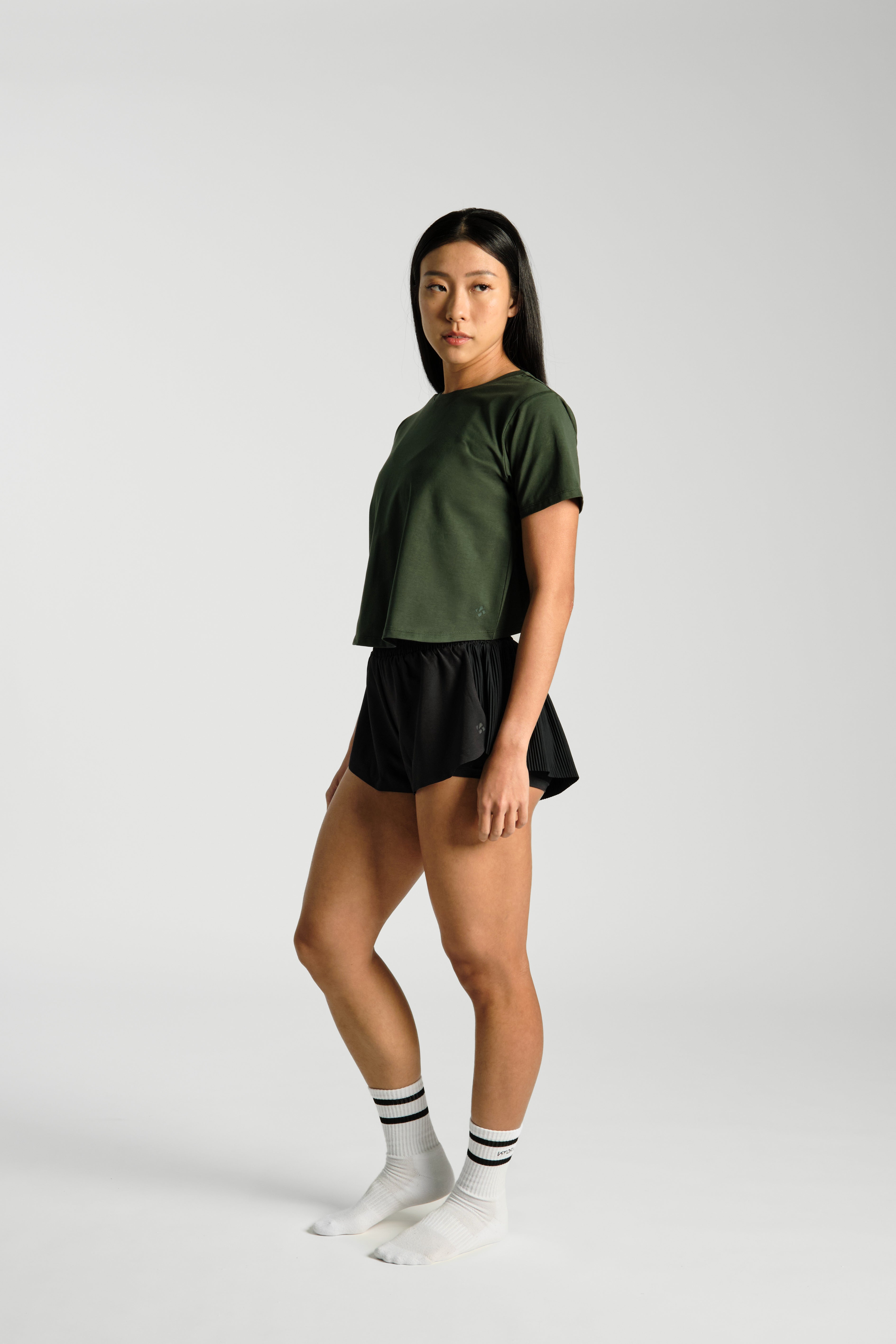 Crossback_Tee_Black_PDP - KYDRA #color_Forest