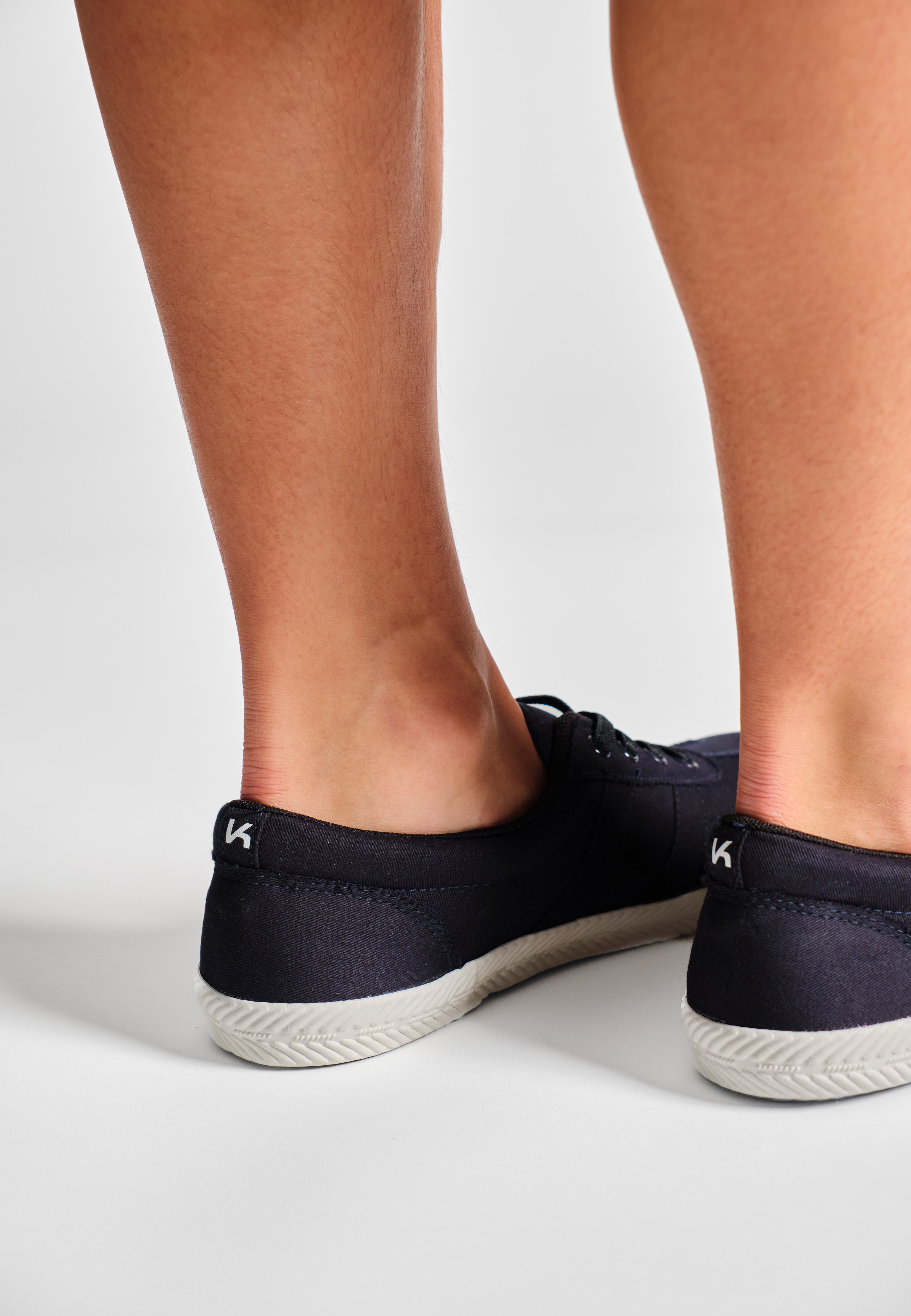 The KYDRA Shoes (Women's) - KYDRA #color_Dark Navy