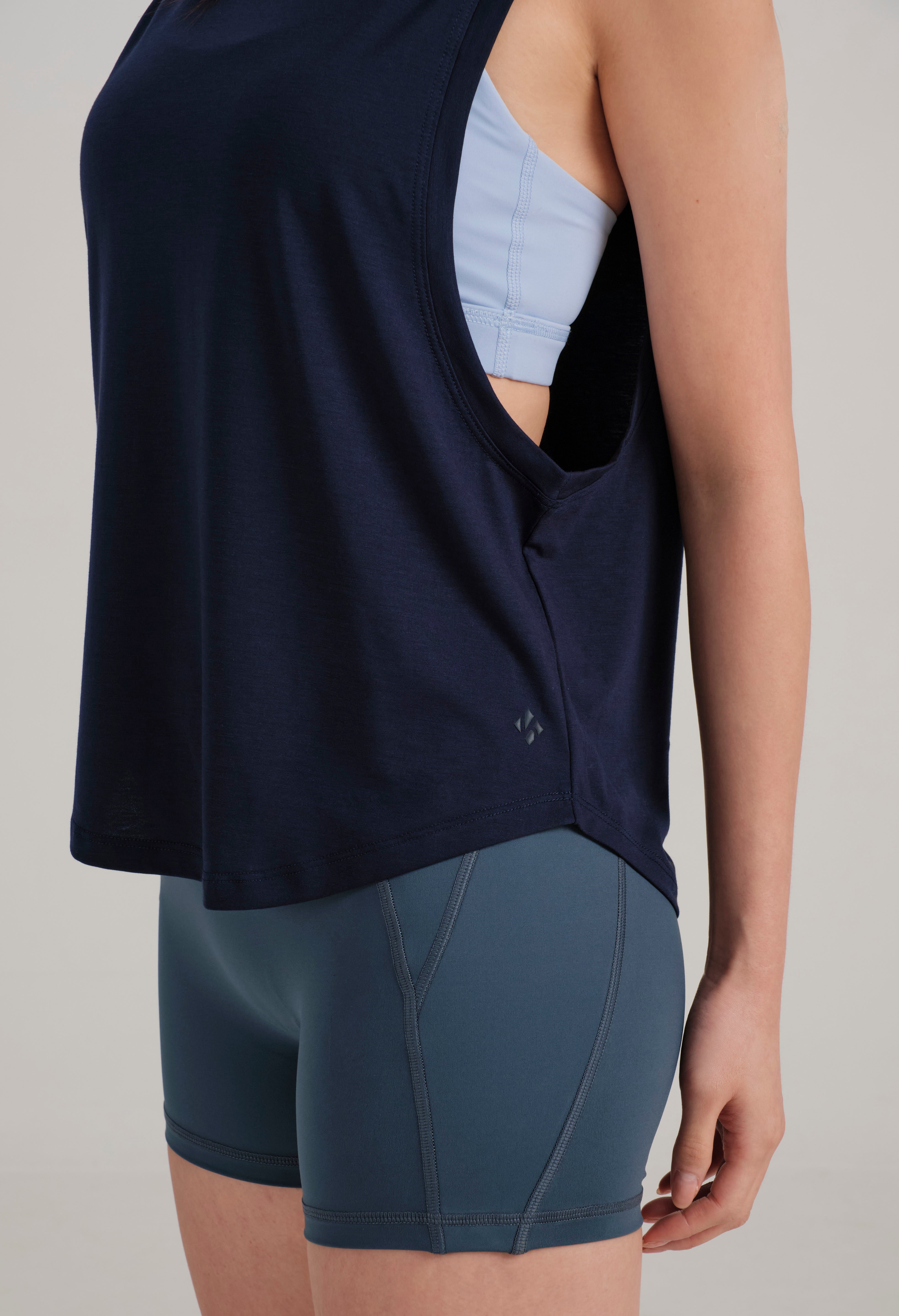 Limitless Tank - KYDRA #color_Dark Navy