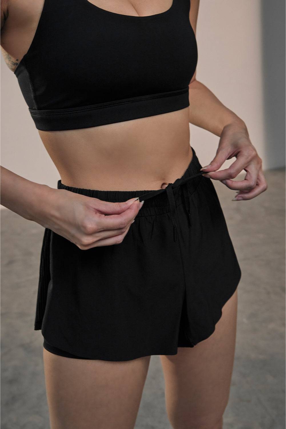 Pleated Shorts - KYDRA #color_Black