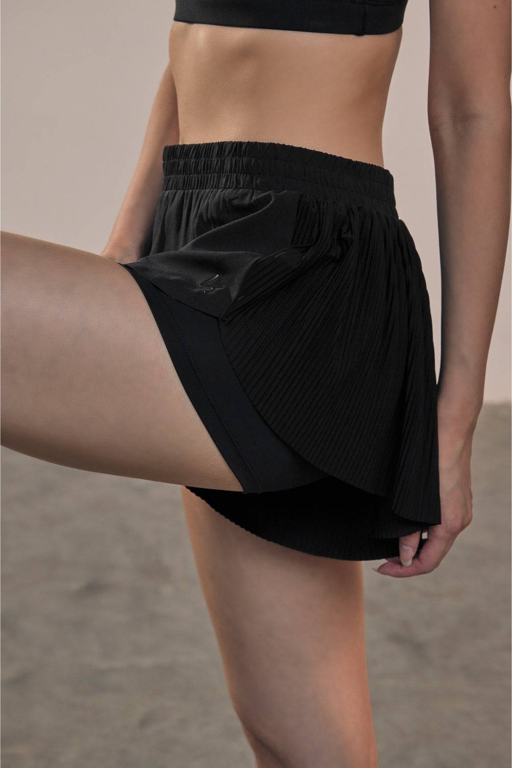 Pleated Shorts - KYDRA #color_Black