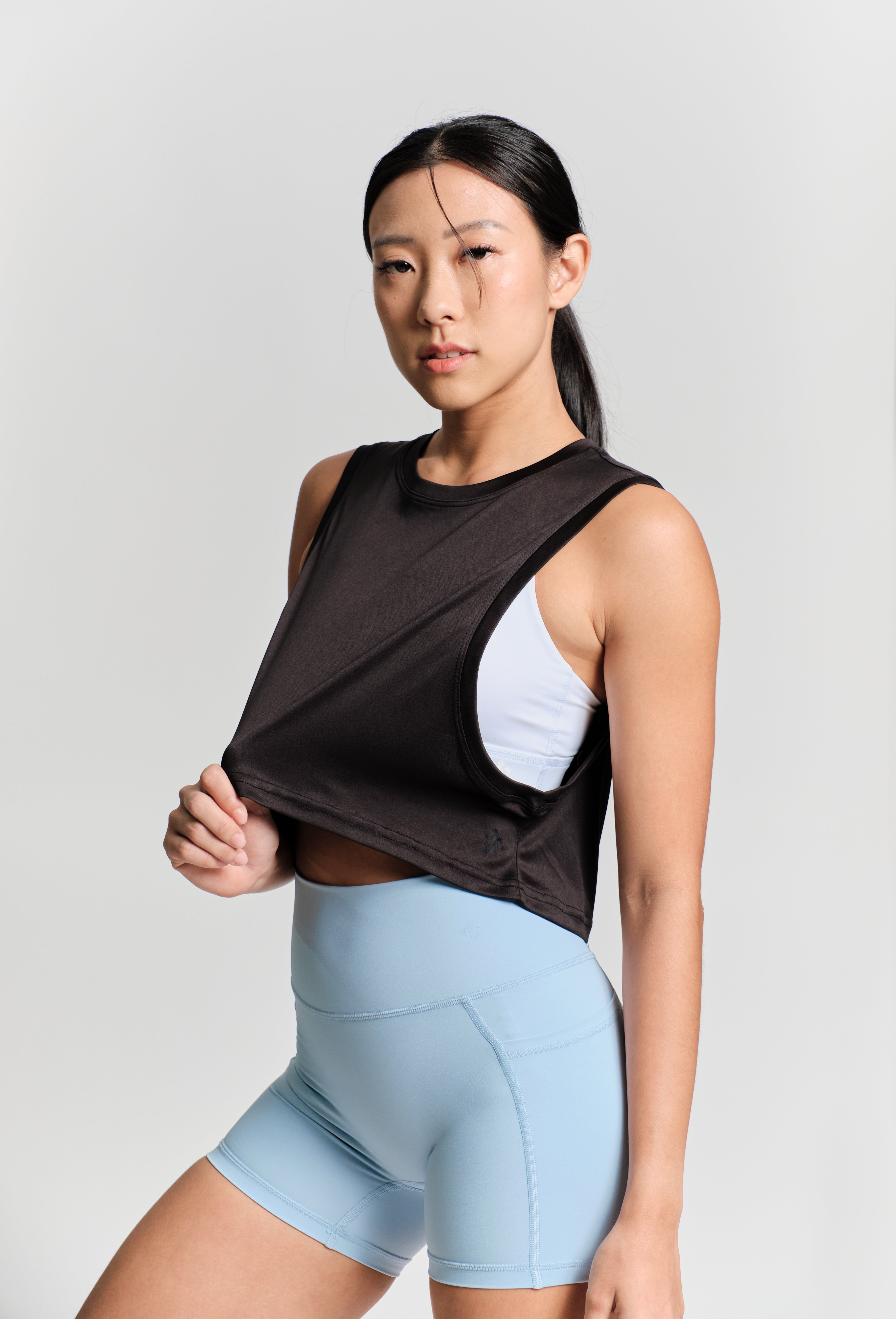 Vapor Phase Crop Tank - KYDRA #color_Black