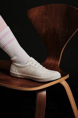 The KYDRA Shoes in White
